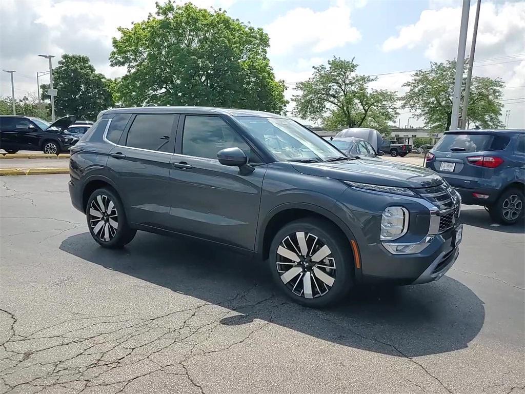 new 2025 Mitsubishi Outlander car, priced at $36,700
