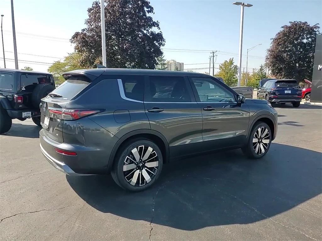 new 2025 Mitsubishi Outlander car, priced at $39,200