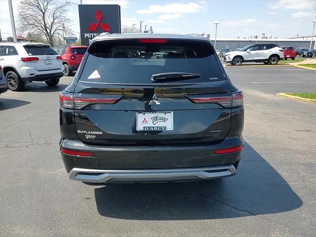 new 2025 Mitsubishi Outlander car, priced at $44,035