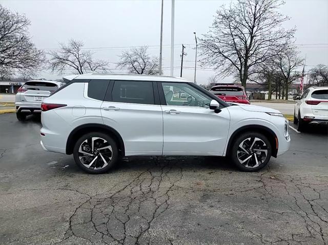 new 2024 Mitsubishi Outlander car, priced at $36,575