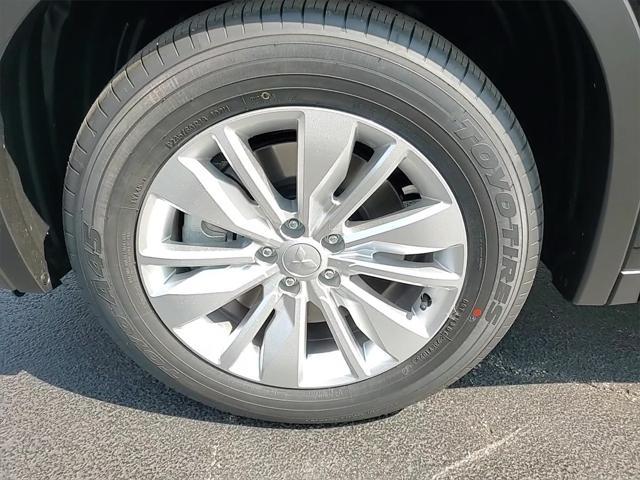 new 2025 Mitsubishi Outlander car, priced at $29,380