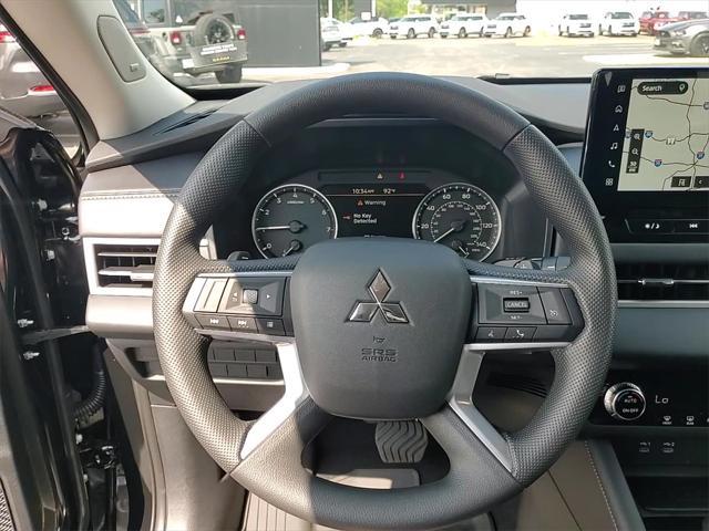 new 2025 Mitsubishi Outlander car, priced at $29,380