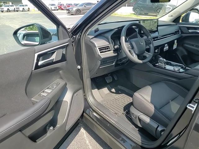 new 2025 Mitsubishi Outlander car, priced at $29,380