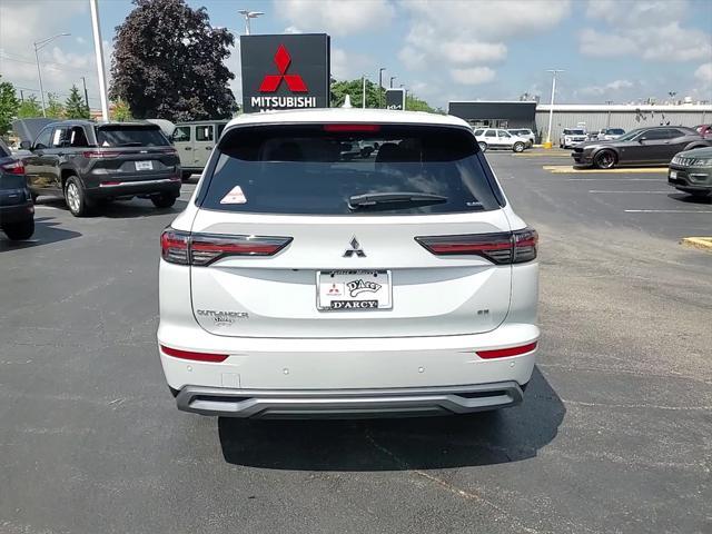 new 2025 Mitsubishi Outlander car, priced at $34,095