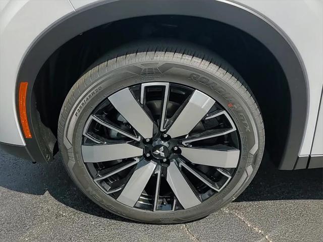 new 2025 Mitsubishi Outlander car, priced at $34,095