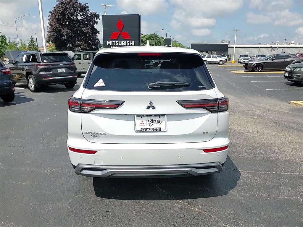 new 2025 Mitsubishi Outlander car, priced at $34,095