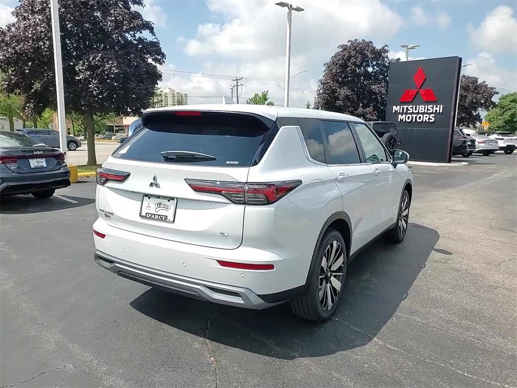 new 2025 Mitsubishi Outlander car, priced at $34,095