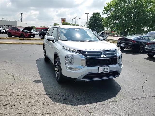 new 2025 Mitsubishi Outlander car, priced at $34,095