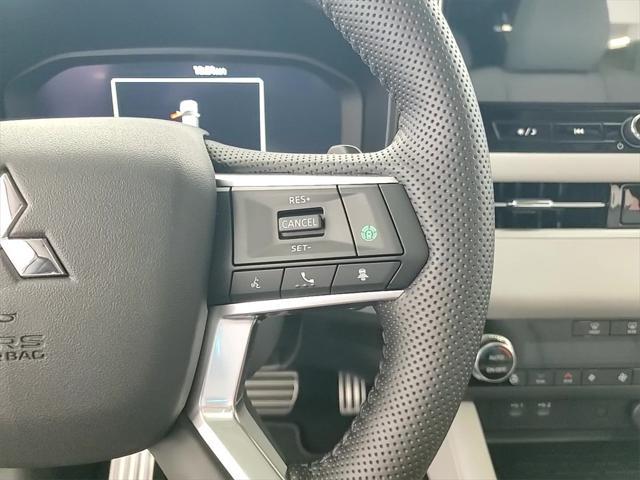 new 2025 Mitsubishi Outlander car, priced at $41,035