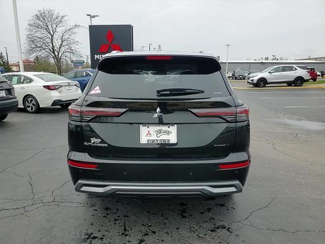new 2025 Mitsubishi Outlander car, priced at $43,035