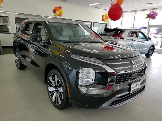 new 2025 Mitsubishi Outlander car, priced at $41,035