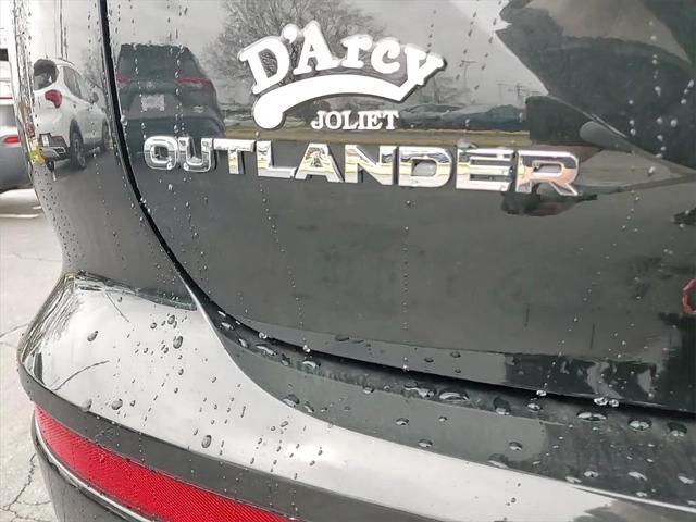 new 2025 Mitsubishi Outlander car, priced at $43,035