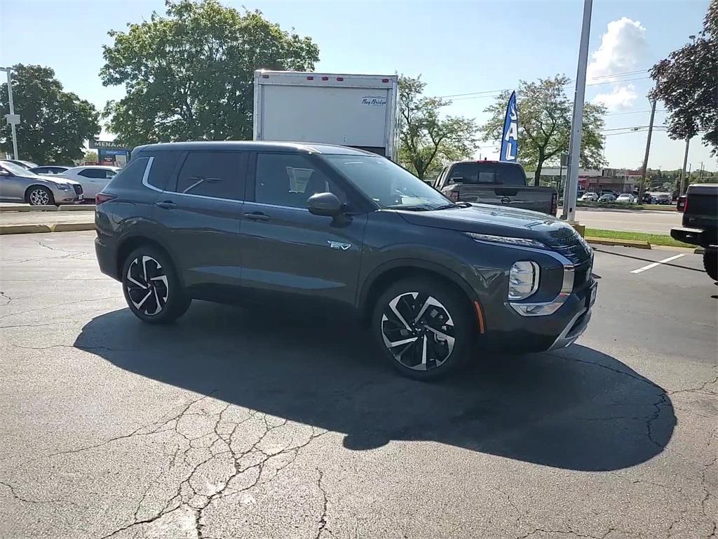 new 2025 Mitsubishi Outlander PHEV car, priced at $45,365