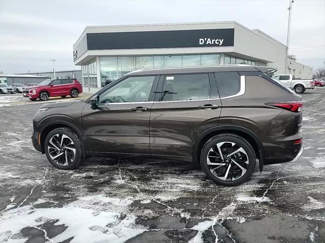 new 2024 Mitsubishi Outlander car, priced at $34,275