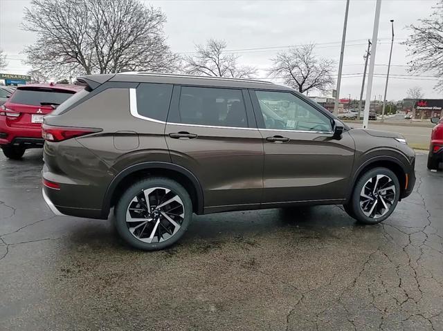 new 2024 Mitsubishi Outlander car, priced at $34,405