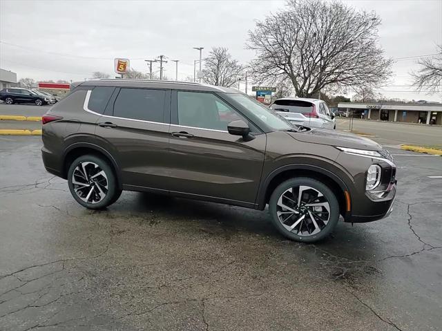 new 2024 Mitsubishi Outlander car, priced at $34,405