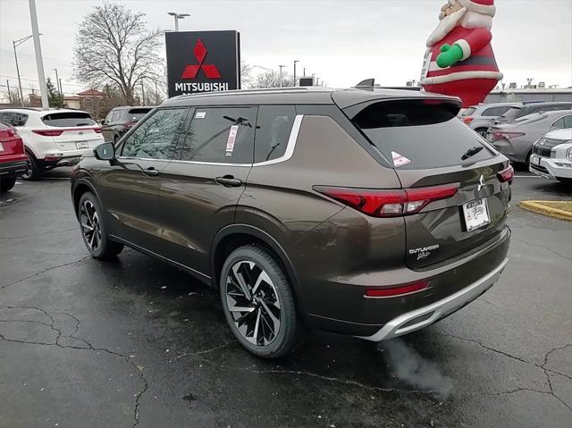 new 2024 Mitsubishi Outlander car, priced at $34,405