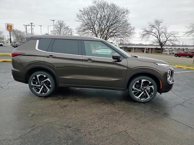 new 2024 Mitsubishi Outlander car, priced at $34,405