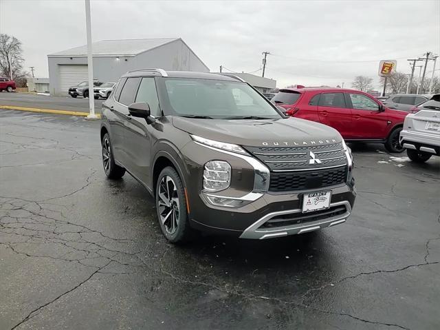 new 2024 Mitsubishi Outlander car, priced at $34,405