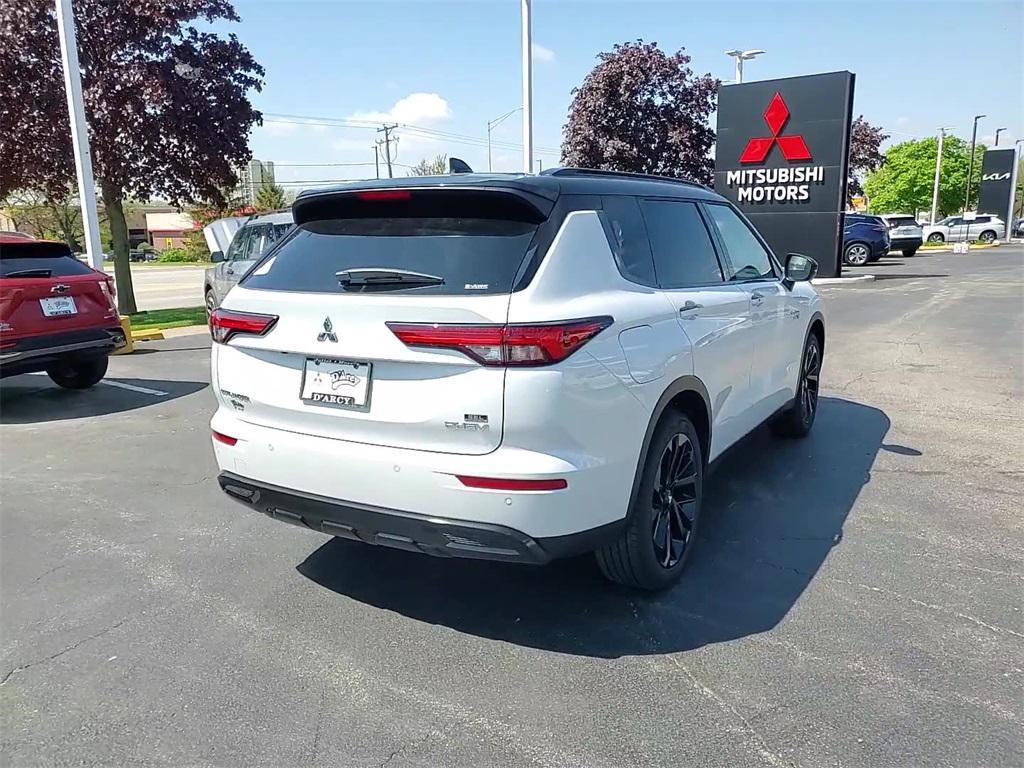 new 2025 Mitsubishi Outlander PHEV car, priced at $48,905
