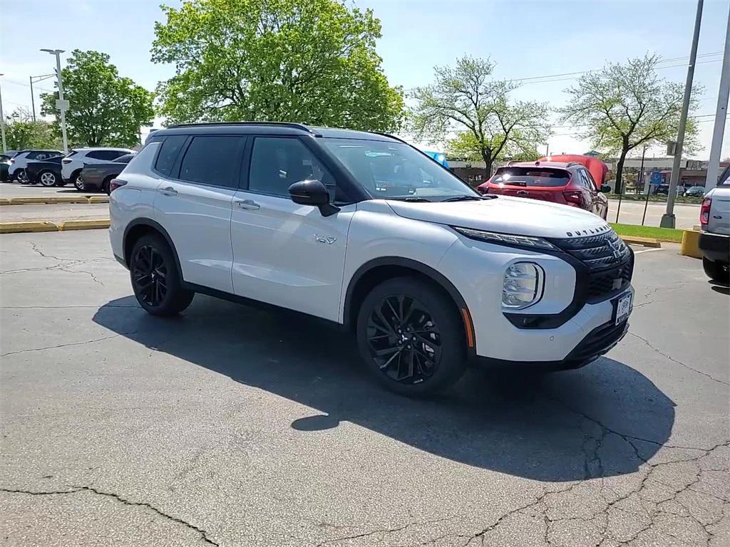 new 2025 Mitsubishi Outlander PHEV car, priced at $48,905