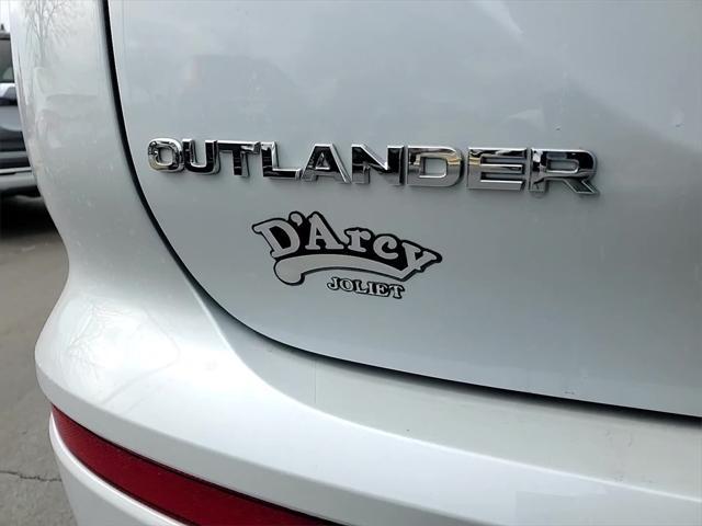 new 2025 Mitsubishi Outlander PHEV car, priced at $50,405