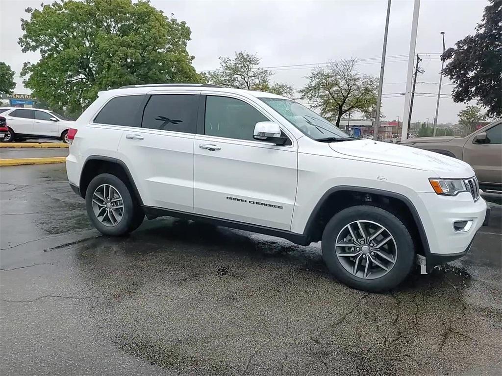 used 2018 Jeep Grand Cherokee car, priced at $15,979
