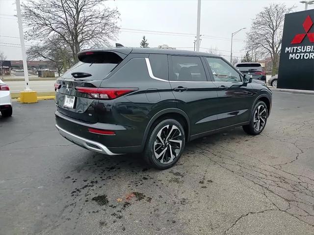 new 2024 Mitsubishi Outlander car, priced at $30,030