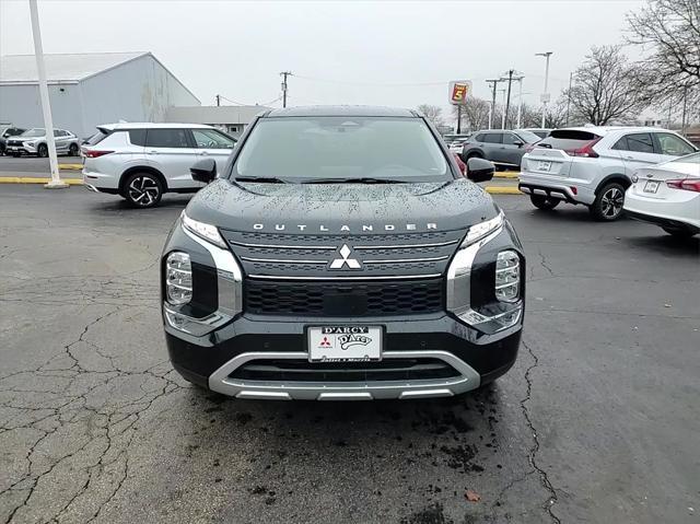 new 2024 Mitsubishi Outlander car, priced at $30,030