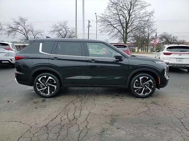 new 2024 Mitsubishi Outlander car, priced at $30,030