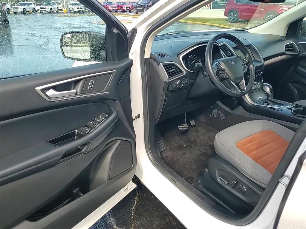 used 2018 Ford Edge car, priced at $13,900