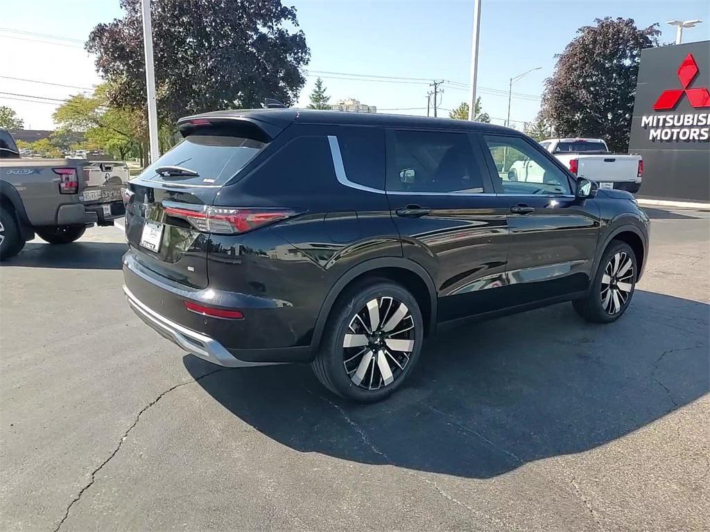 new 2025 Mitsubishi Outlander car