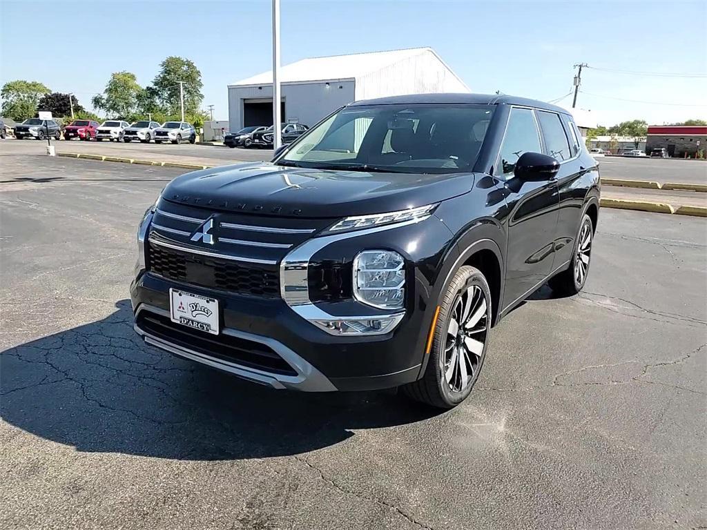 new 2025 Mitsubishi Outlander car
