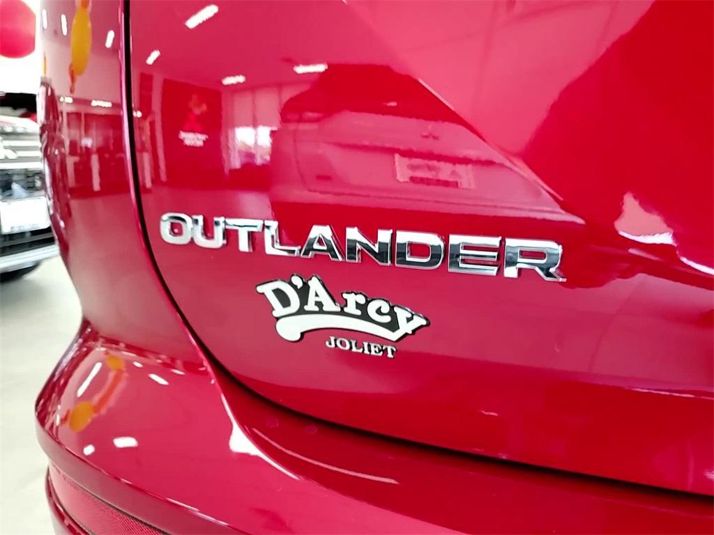 new 2025 Mitsubishi Outlander car, priced at $37,880