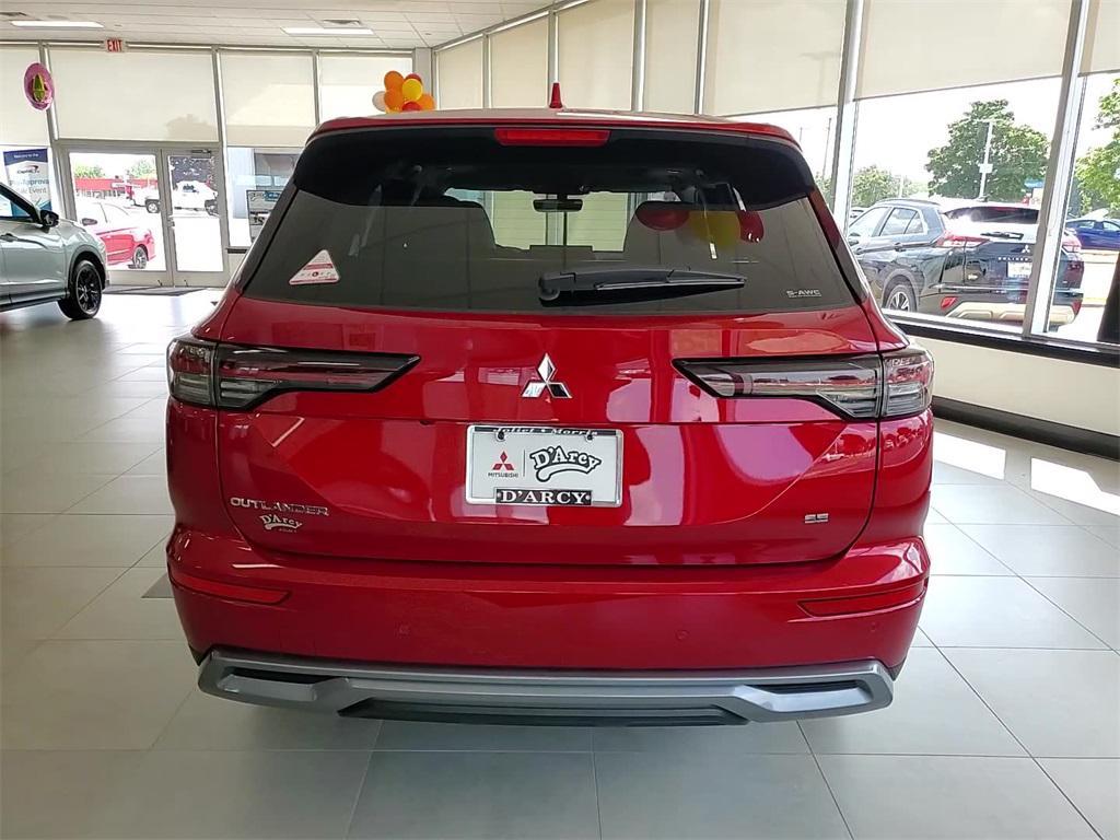 new 2025 Mitsubishi Outlander car, priced at $37,880
