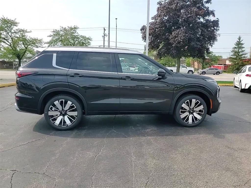 new 2025 Mitsubishi Outlander car, priced at $45,035