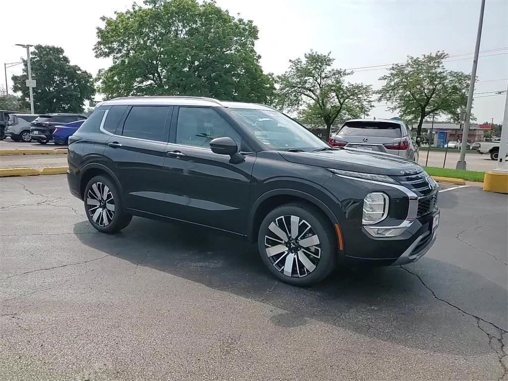 new 2025 Mitsubishi Outlander car, priced at $45,035