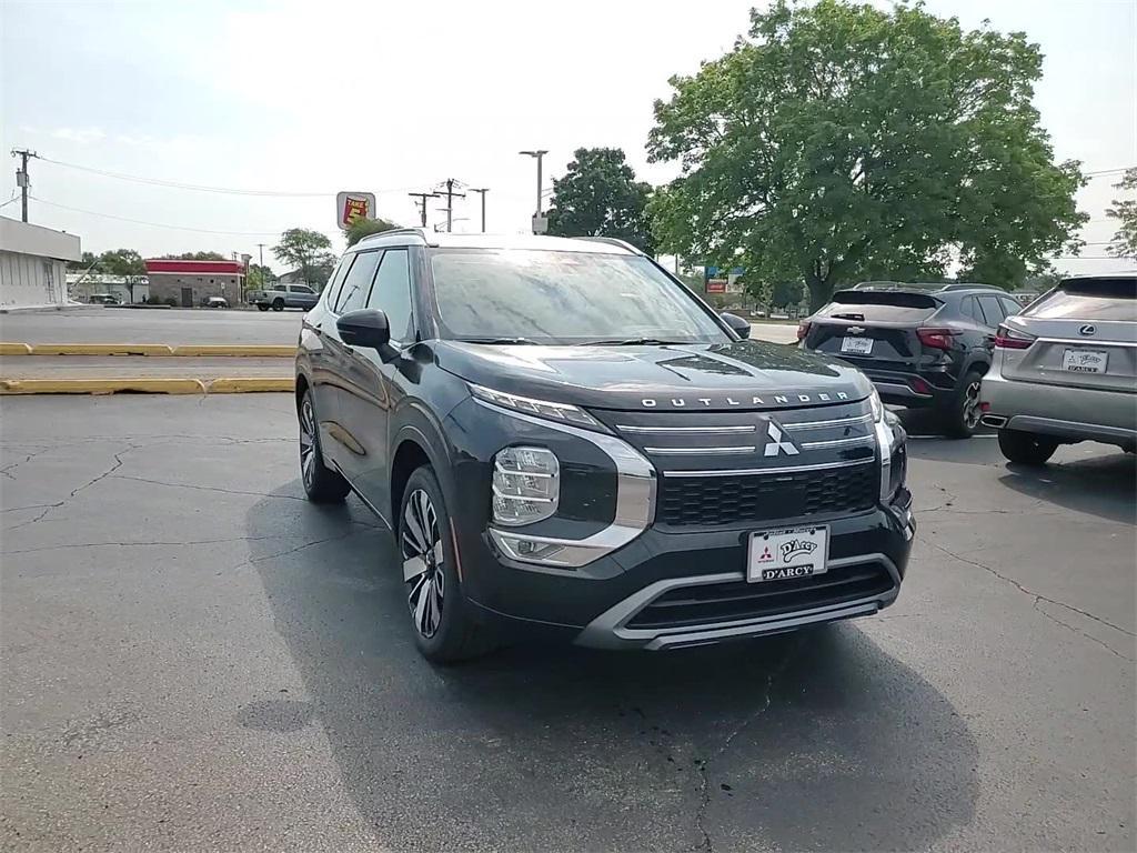 new 2025 Mitsubishi Outlander car, priced at $45,035