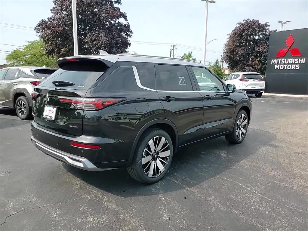 new 2025 Mitsubishi Outlander car, priced at $45,035
