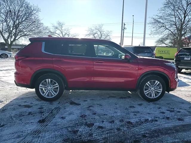 new 2024 Mitsubishi Outlander car, priced at $30,590