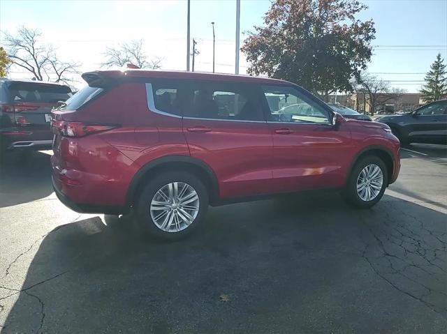 new 2024 Mitsubishi Outlander car, priced at $31,590