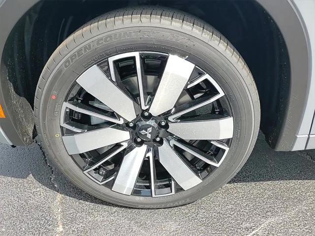 new 2025 Mitsubishi Outlander car, priced at $42,500
