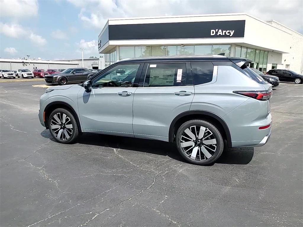 new 2025 Mitsubishi Outlander car, priced at $42,500
