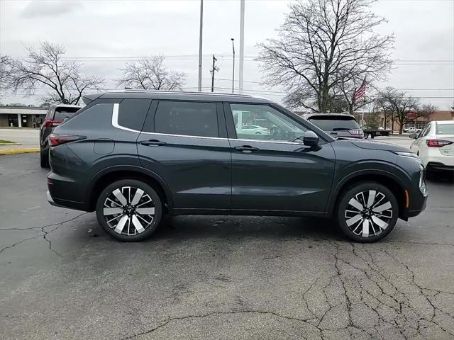 new 2025 Mitsubishi Outlander car, priced at $37,435