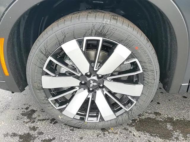 new 2025 Mitsubishi Outlander car, priced at $37,435