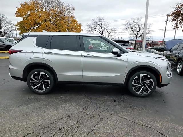 new 2024 Mitsubishi Outlander car, priced at $33,490