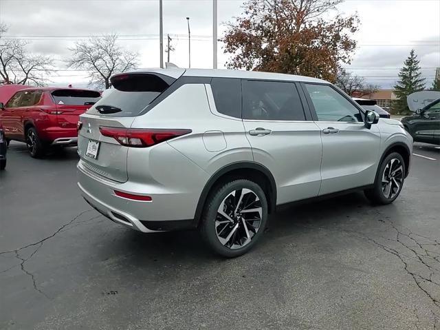 new 2024 Mitsubishi Outlander car, priced at $33,490