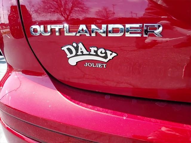 new 2025 Mitsubishi Outlander car, priced at $41,480