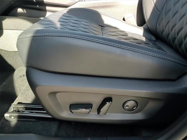 new 2025 Mitsubishi Outlander PHEV car, priced at $48,670