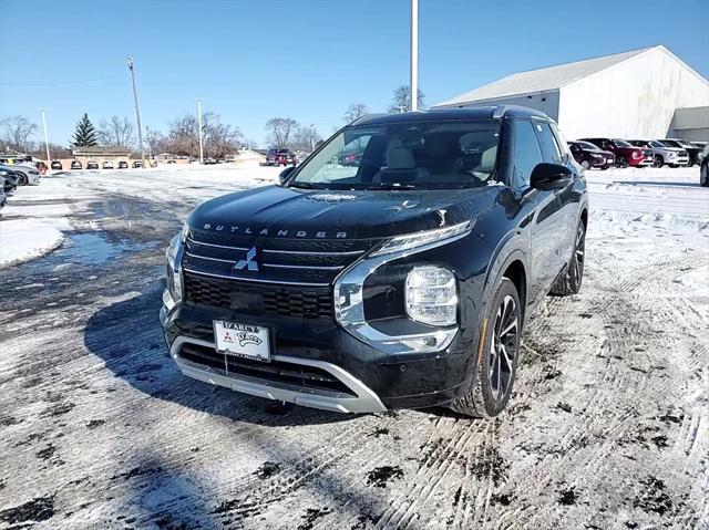 new 2024 Mitsubishi Outlander car, priced at $34,405